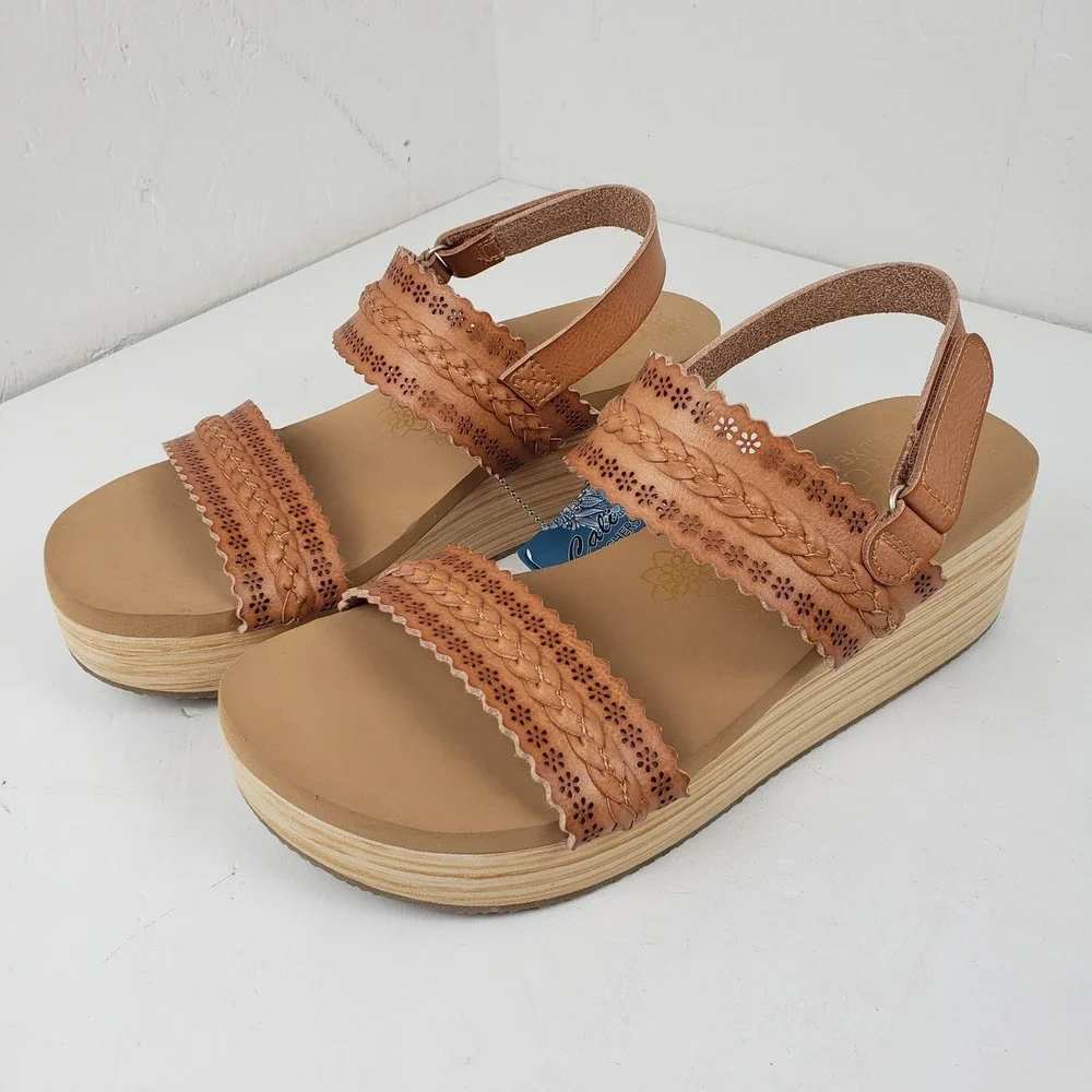 Skechers Women's 8.5 Tan Wedge Sandals Cali Summers Coastal Stroll Luxe Foam